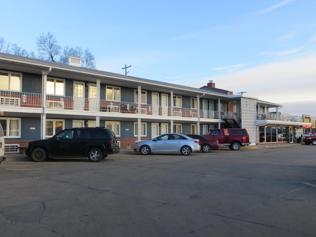 Midtown Western Inn - Kearney Exterior foto